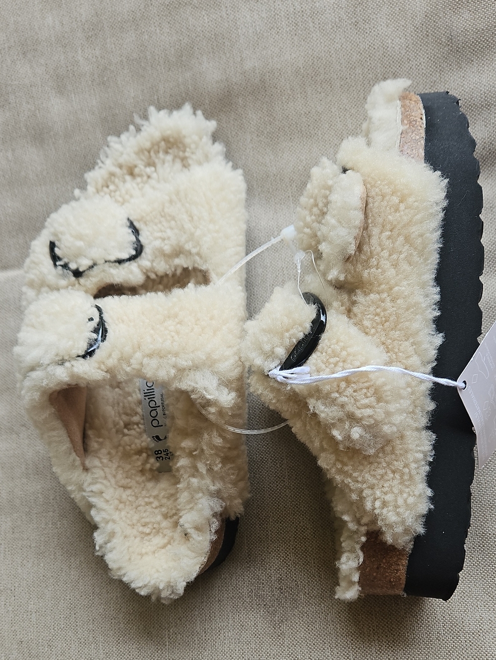 Birkenstock PAPILLIO Arizona Big Buckle Shearling Teddy Slides Eggshell Cream, 7